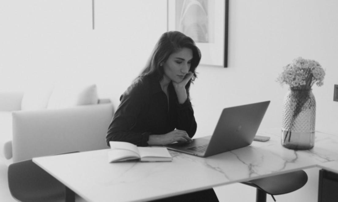 Filmbearbeitung Arbeitsplatz mit professioneller Ausrüstung